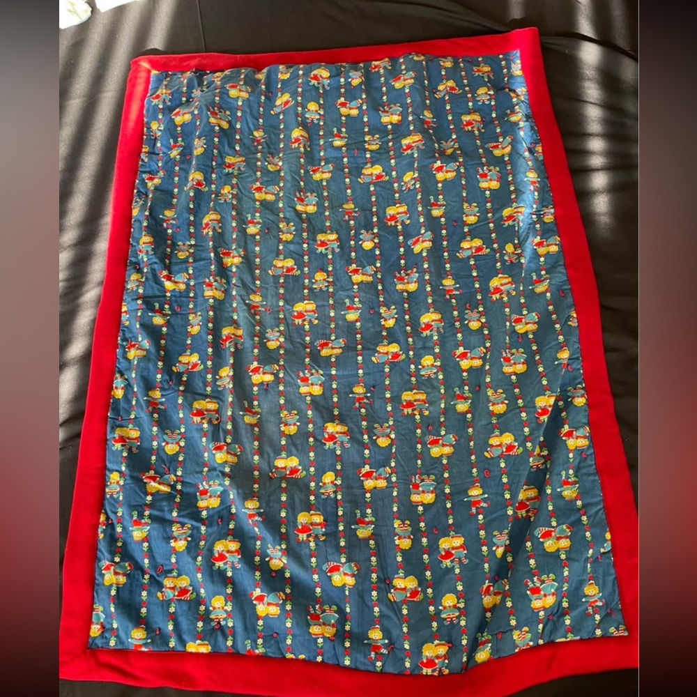 Vintage Raggedy Ann & Andy Handmade Small Blanket! 42” X 50”